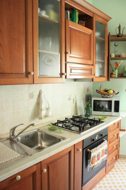 Apartment At Colosseo With Terrace Overlooking The Garden By Lyon Rom Exteriör bild